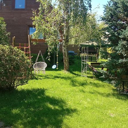 Domek I Apartamenty Stokrotka Krynica Zdroj Buitenkant foto