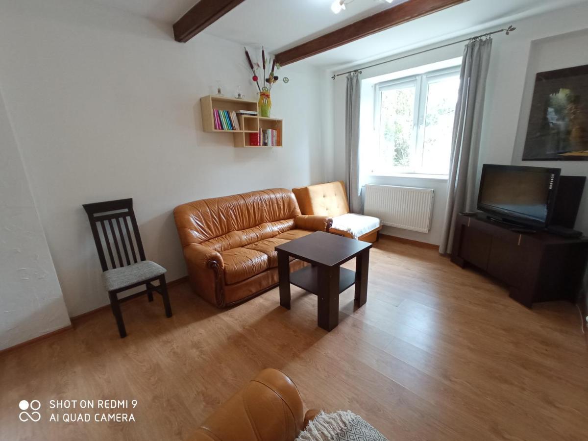 Domek I Apartamenty Stokrotka Krynica Zdroj Buitenkant foto
