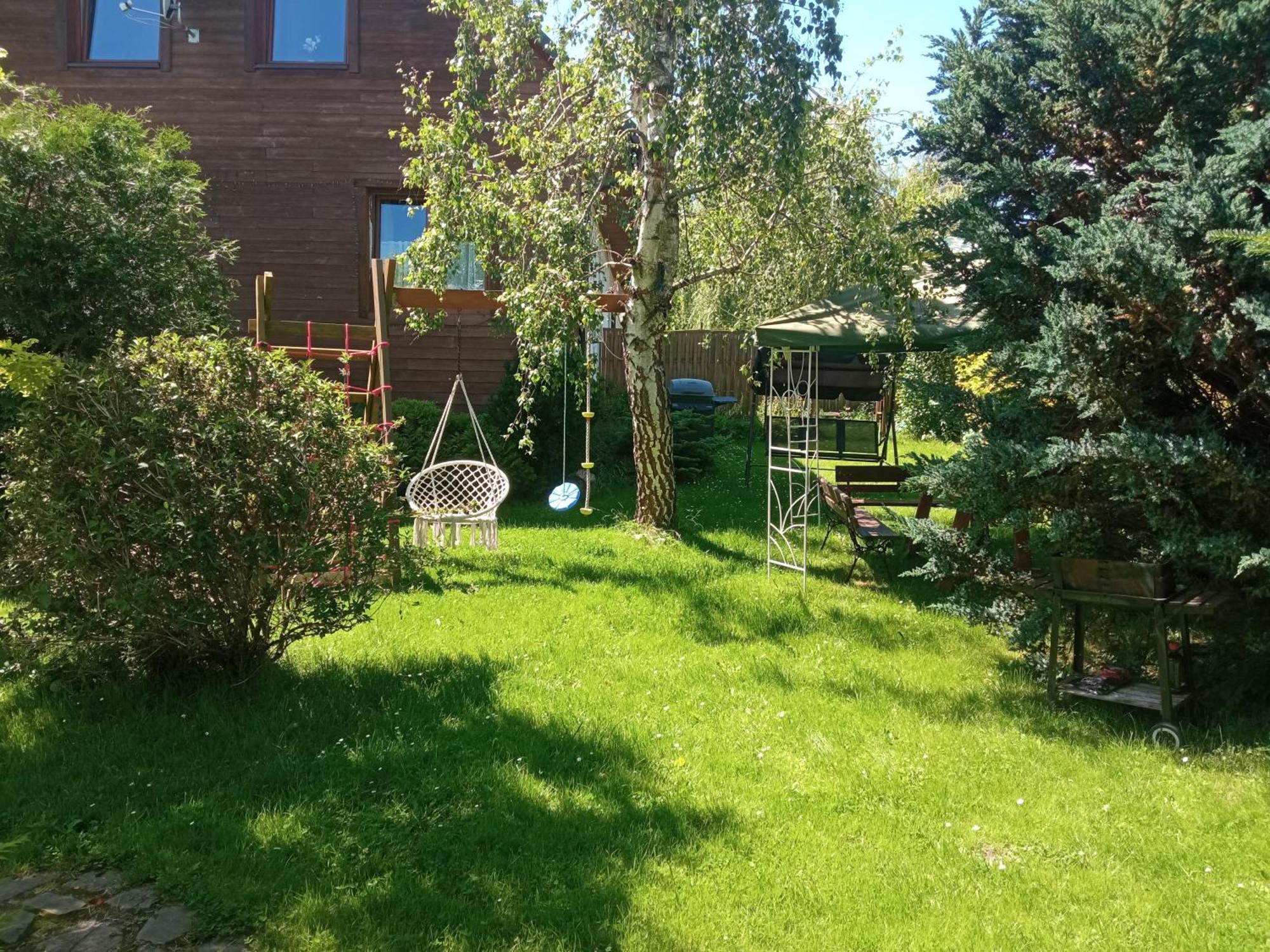 Domek I Apartamenty Stokrotka Krynica Zdroj Buitenkant foto