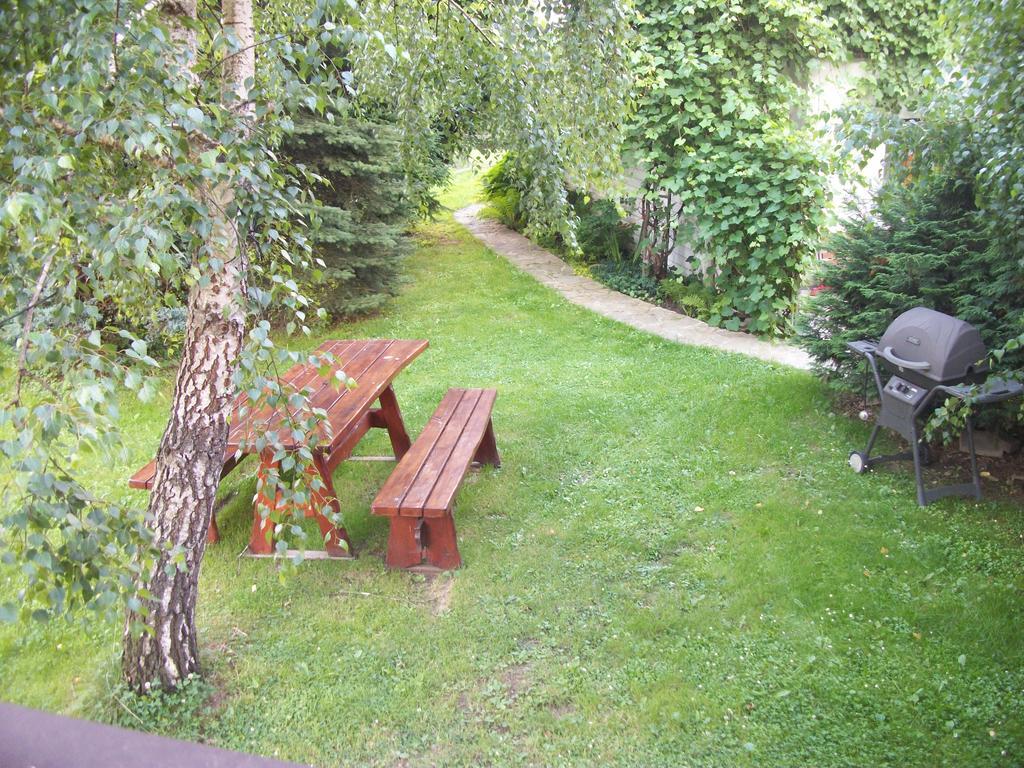 Domek I Apartamenty Stokrotka Krynica Zdroj Buitenkant foto